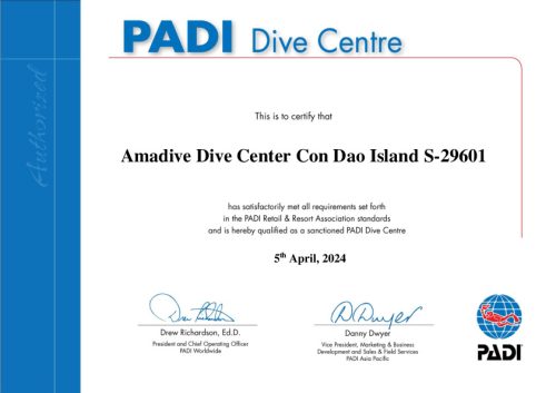 PADI Dive Center Con Dao